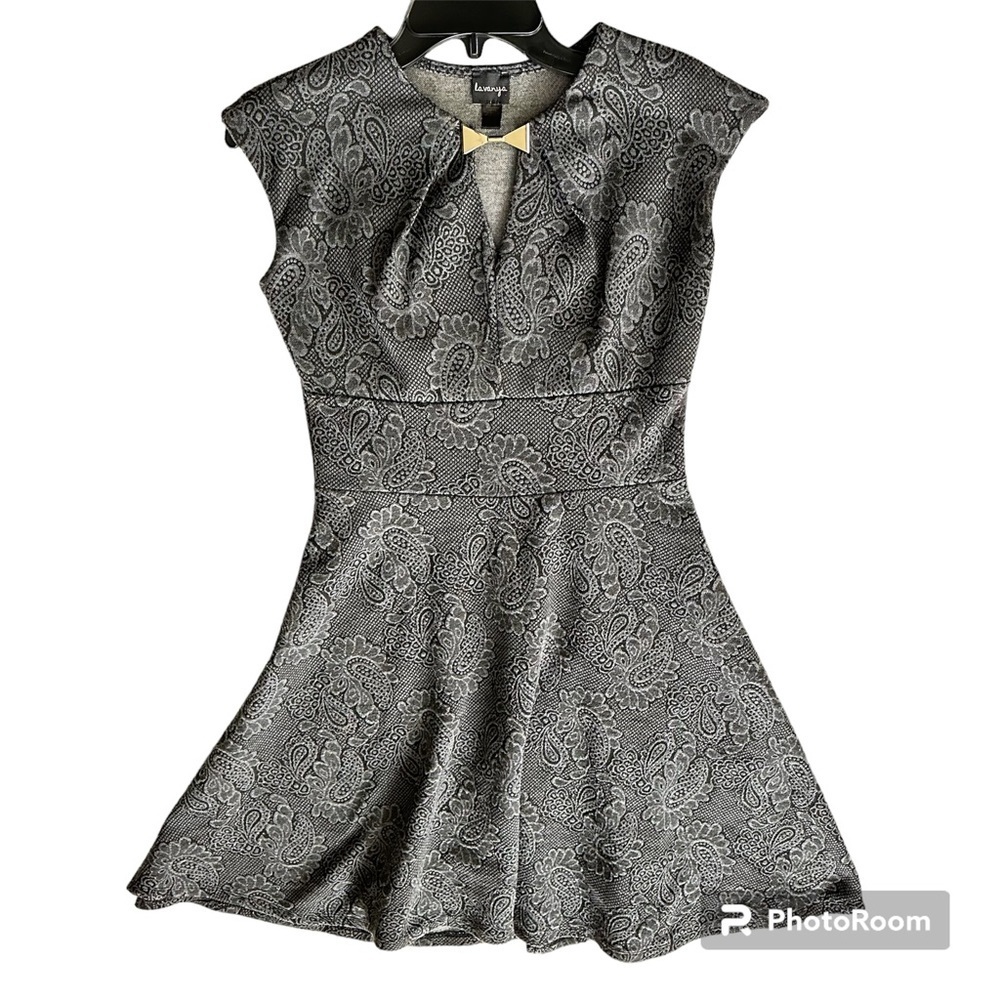 🔵 𝅺Gray Cap Sleeve Dress Size S